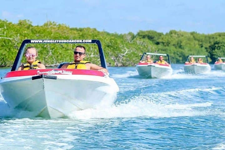 Speedboat to Punta Nizuc: Mangrove Channels & Nizuc Reef Snorkel Adventure photo 3