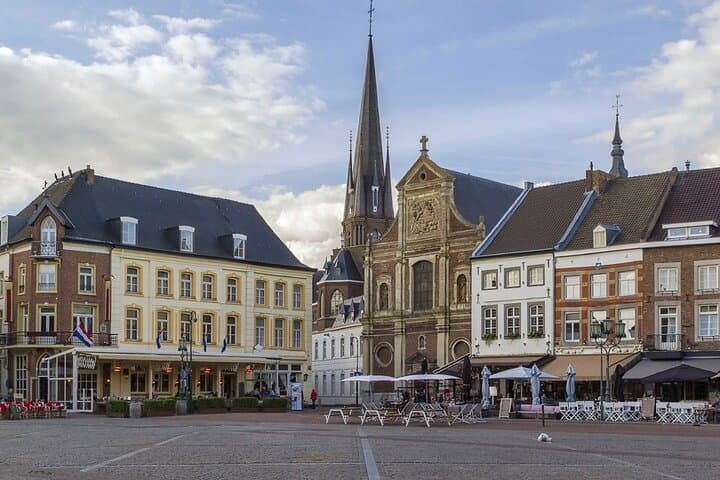 Self-Guided e-Scavenger Hunt in Sittard — Interactive City Walking Game photo 2
