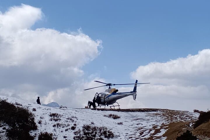 Everest Base Camp Helicopter Day Tour from Kathmandu — Scenic Flight to Kala Patthar photo 2