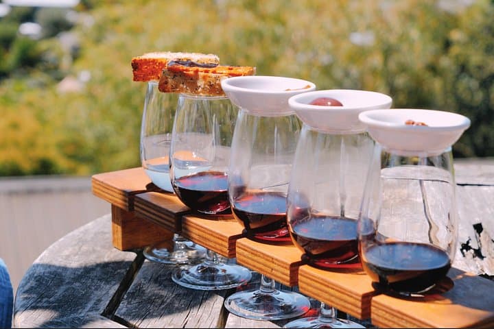 Sip & Savour Waiheke Wine Tour: Half-Day Tastings & Island Flavours photo 2