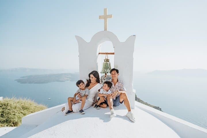 Santorini Private Photoshoot: Capture Oia & Fira with a Local Photographer photo 6