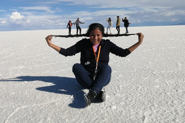 Uyuni Salt Flats Day Tour — Mirror Effect, Incahuasi & Sunset