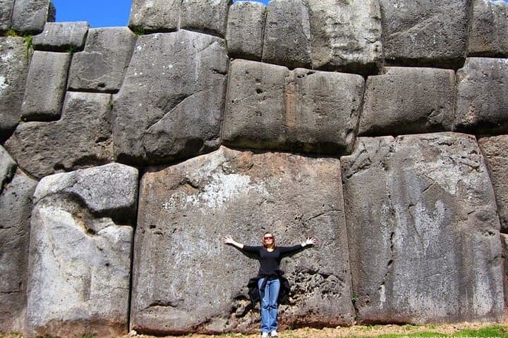 Cusco Private City Tour — Koricancha, Sacsayhuamán & San Blas in One Day