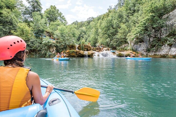 Mrežnica Canyon Kayak Tour — 3-Hour Upper Canyon Waterfalls & Swimming