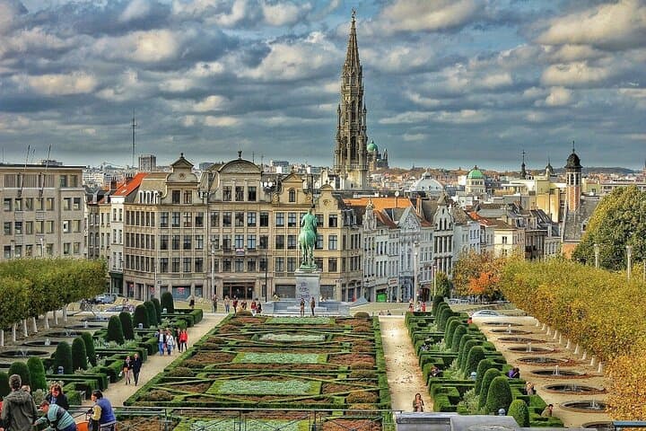 Brussels GPS Urban Treasure Hunt: 3-Hour Self-Guided City Game photo 3