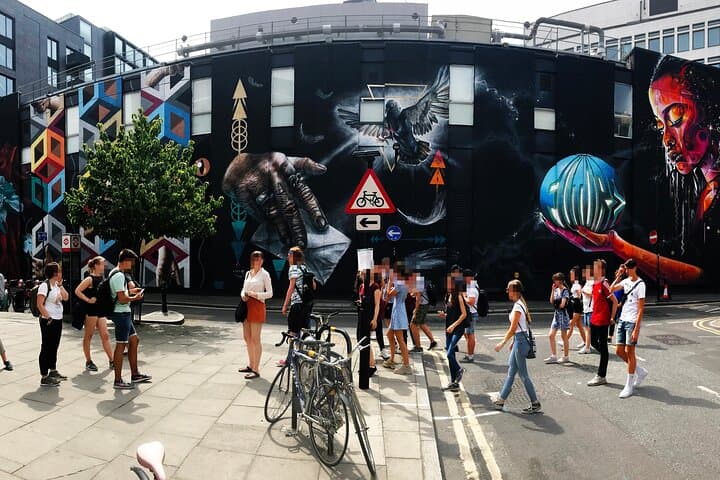 Shoreditch Street Art Tour London: Walk Brick Lane's Murals & Graffiti photo 4