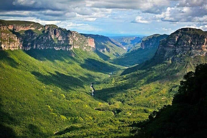 3-Day Vale do Pati Trek: Chapada Diamantina Homestay and Waterfall Route