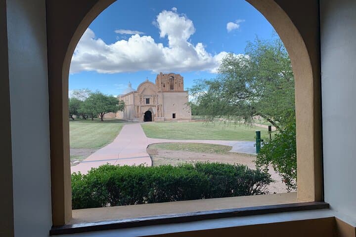 Southern Arizona Full-Day Historical Tour from Phoenix — Casa Grande, Picacho Peak & Historic Missions