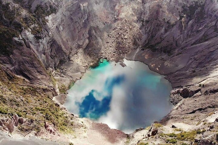 Irazú Volcano Half-Day Tour: Crater Rim Views and Basilica Pilgrimage photo 5