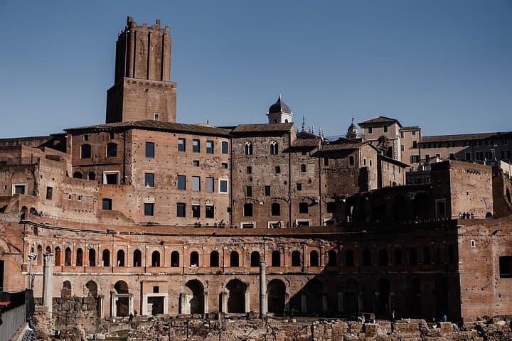 Ancient Rome Walking Tour & Gelato Experience — Historic Sights, Stories & Gelato in 2–3 Hours photo 3