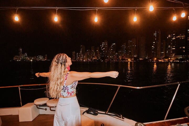 Cartagena Bay Dinner Cruise on the Sibarita Master — 4-Course Dinner & Wine