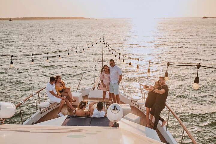 Cartagena Sunset Cruise on the Sibarita Master — 90-Min Open-Bar Bay Tour photo 1