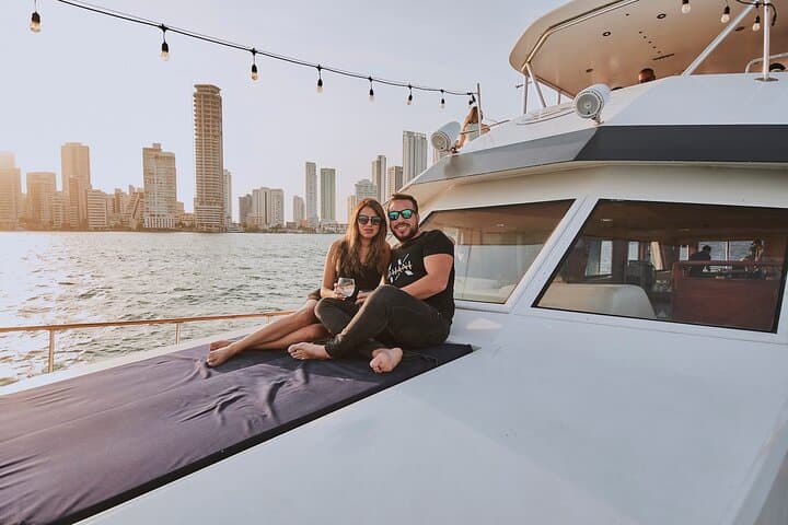 Cartagena Sunset Cruise on the Sibarita Master — 90-Min Open-Bar Bay Tour photo 4