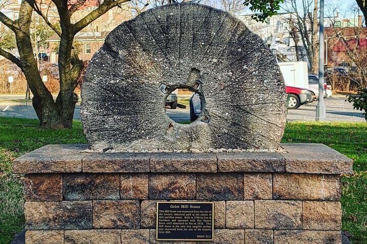 Mount Holly Historical Walking Tour: Prison Museum, Quaker Sites & Mill Race Village photo 2