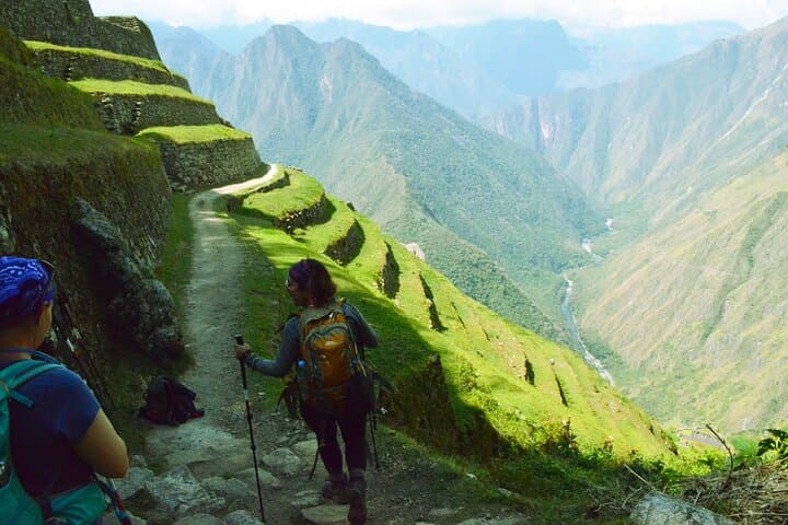4-Day Inca Trail to Machu Picchu: Classic Hike with Vistadome Train Return photo 5