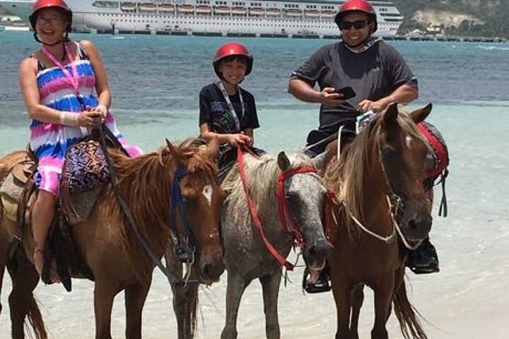 3-Hour Horseback Riding in Puerto Plata: Beach & Mountain Tour with Pickup photo 4
