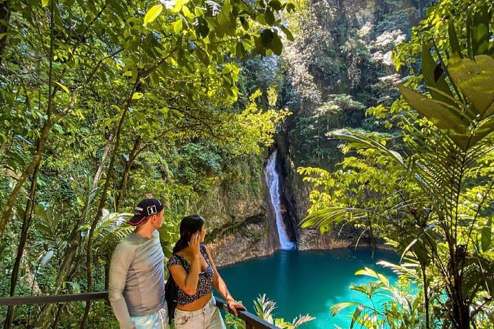 Finca Sacmoc Waterfalls & Eco-Farm: Full-Day Tour from Cobán