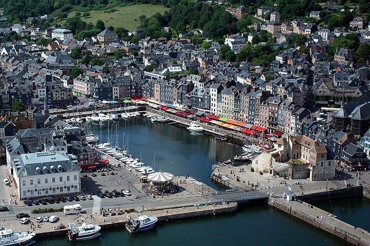 Giverny & Honfleur Private Day Trip from Paris — Monet Gardens and Normandy Harbor photo 3