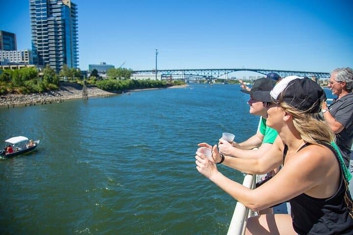 Portland Willamette River Happy Hour Sightseeing Cruise photo 3