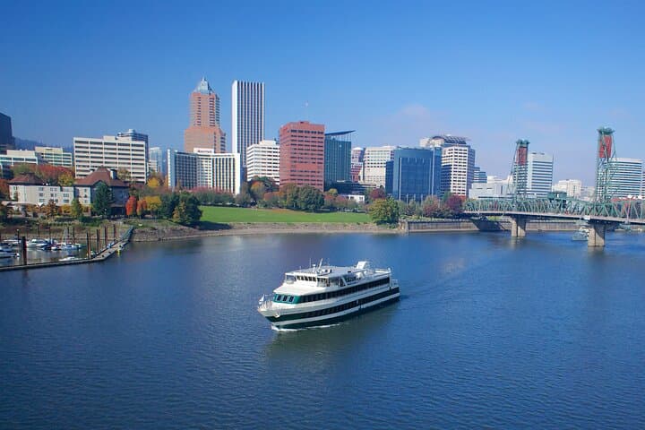 Portland Willamette River Happy Hour Sightseeing Cruise