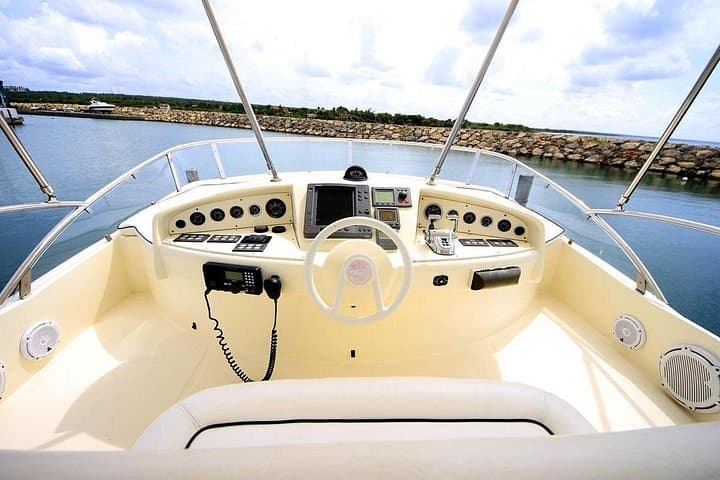 Private Yacht Cruise to Saona Island — Full-Day VIP Excursion with Lunch & Snorkeling