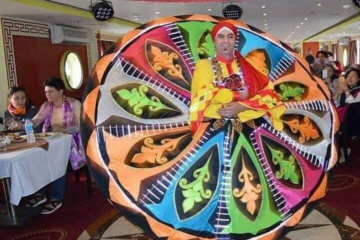 Cairo Nile Dinner Cruise with Belly Dance and Tanoura Show photo 3
