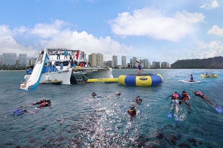 Waikiki Turtle Snorkeling Cruise & Waterpark: 5-in-1 Deluxe Experience photo 1