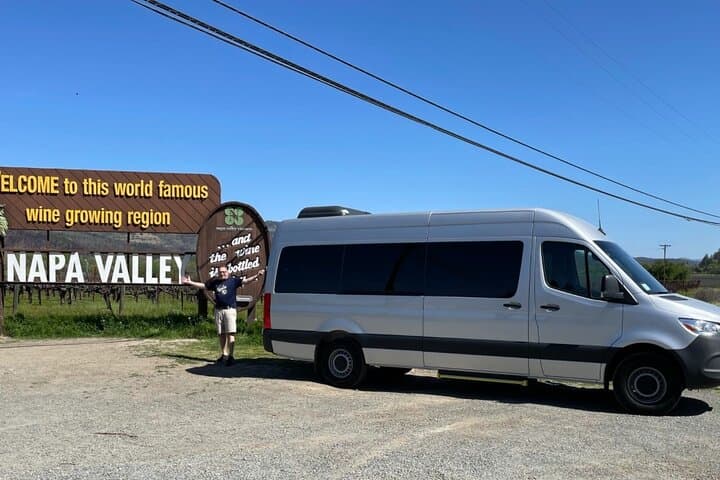 Private Sprinter Van Wine Tour in Napa Valley — 6–8 Hour Small-Group Tasting Experience