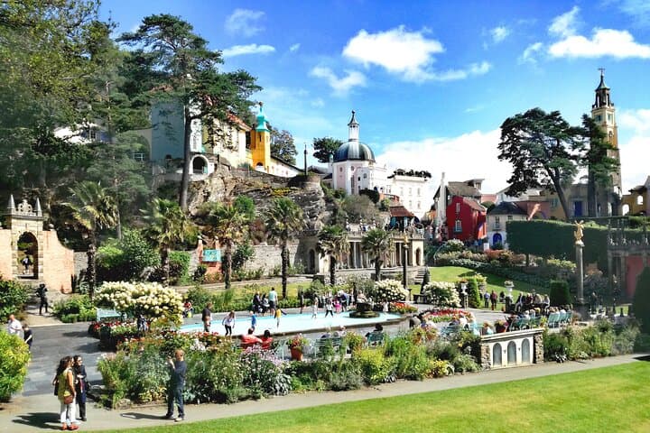 Portmeirion, Castles and Snowdonia: A Full-Day Wales Tour from Llandudno