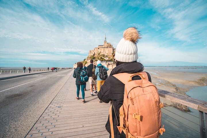 Mont Saint-Michel: 2-Hour Guided Walking Tour to the Abbey