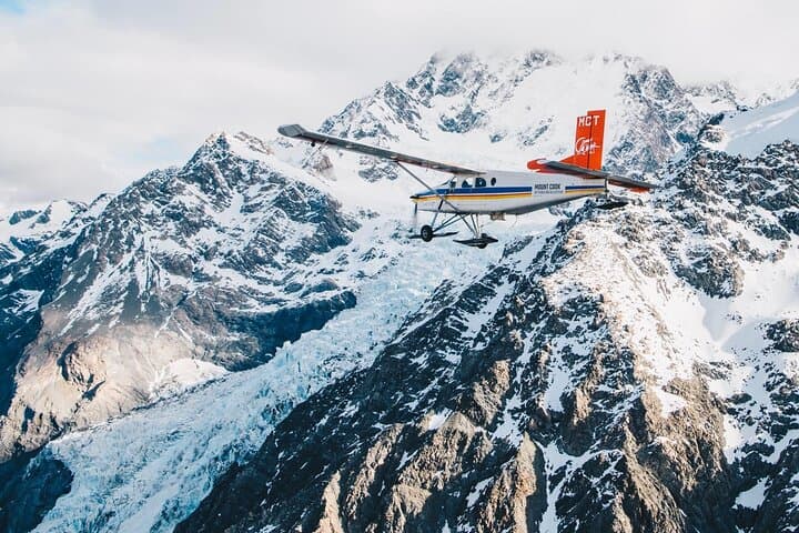 Mt Cook Ultimate Alpine Experience: Glacier Landing, Ski Plane & Helicopter from Queenstown photo 3