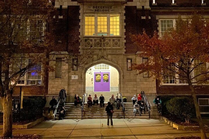 Church Hill Chillers Ghost Tour — Richmond Night Walking Ghost Tour photo 5