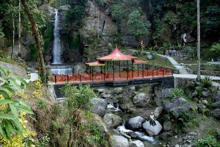 5-Day Private Gangtok and Darjeeling Tour: Himalayan Lakes, Tea Gardens & Tiger Hill Sunrise photo 2