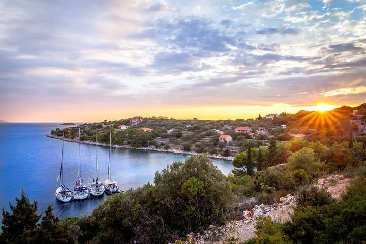7-Day Croatia Sailing Adventure from Trogir: Vis, Biševo, Lastovo, Hvar & Brač
