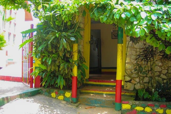 Bob Marley Nine Mile Day Trip from Montego Bay — Small-Group Tour to the Mausoleum photo 3