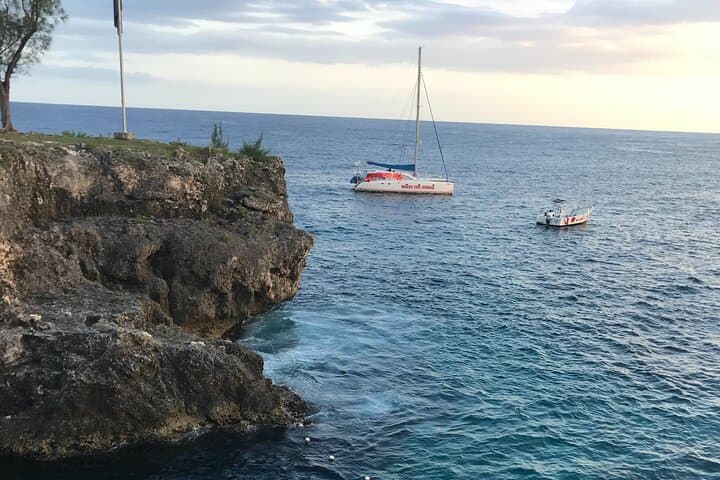 Negril Zipline & Rick's Cafe Combo: Zip, Swim and 7-Mile Beach Day Trip photo 3