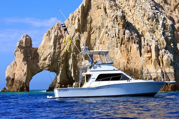 Private Pleasure Cruise in Cabo San Lucas — El Arco, Pelican Rock & Snorkel