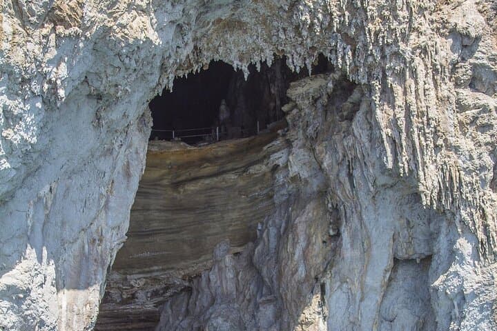 Private Capri Boat & Land Tour from Naples — Capri Gozzo Day Trip photo 4