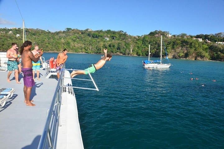 Sunset Catamaran Cruise on the Ocean King — Manuel Antonio Catamaran Tour photo 4