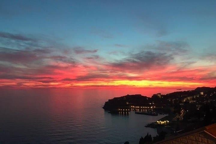 Dubrovnik Private Sunset Boat Cruise: Romantic 90-Minute Tour with Sparkling Wine photo 4