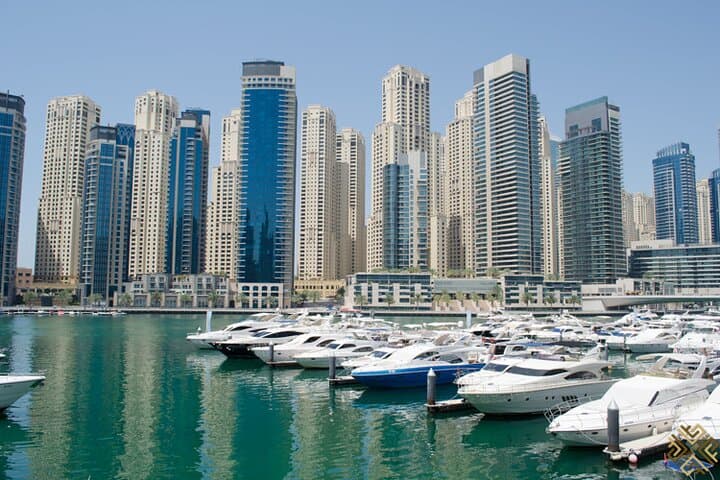 Dubai Marina Private Yacht Tour — 2-Hour Luxury Yacht Cruise to Palm & Burj Al Arab photo 5