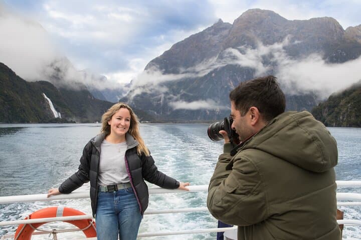Milford Sound Day Tour and Scenic Cruise from Queenstown — Full-Day Guide photo 2