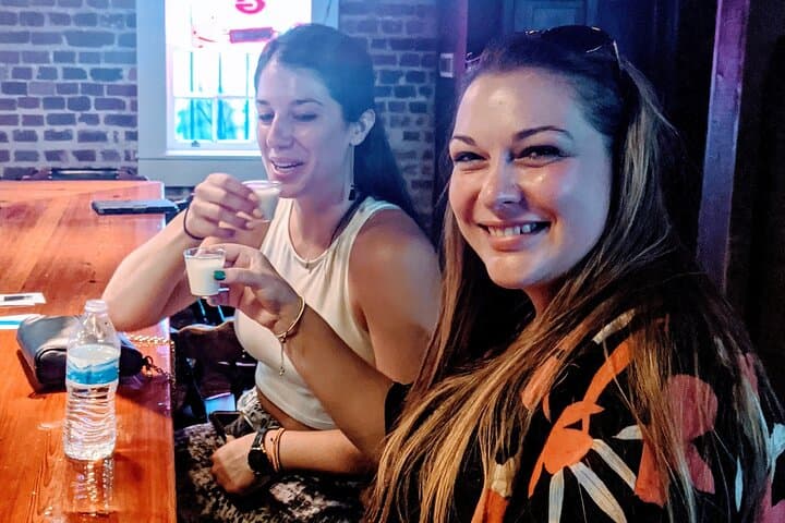 Late Night Savannah Haunted Pub Crawl and Ghost Tour — 2-Hour Downtown Bar Crawl photo 4