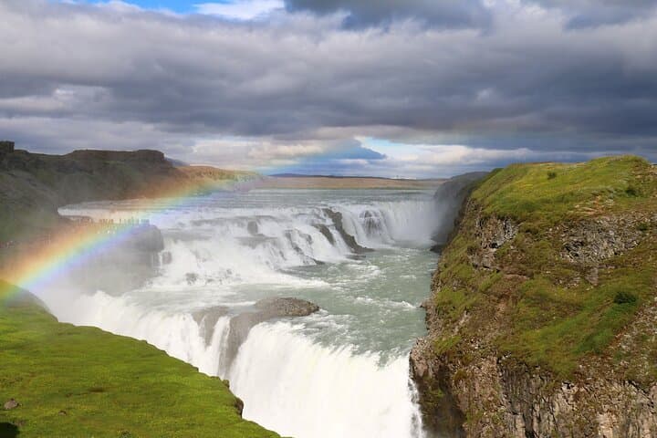 Golden Circle Private Full-Day Tour from Reykjavík: Geysir, Gullfoss & Þingvellir photo 6