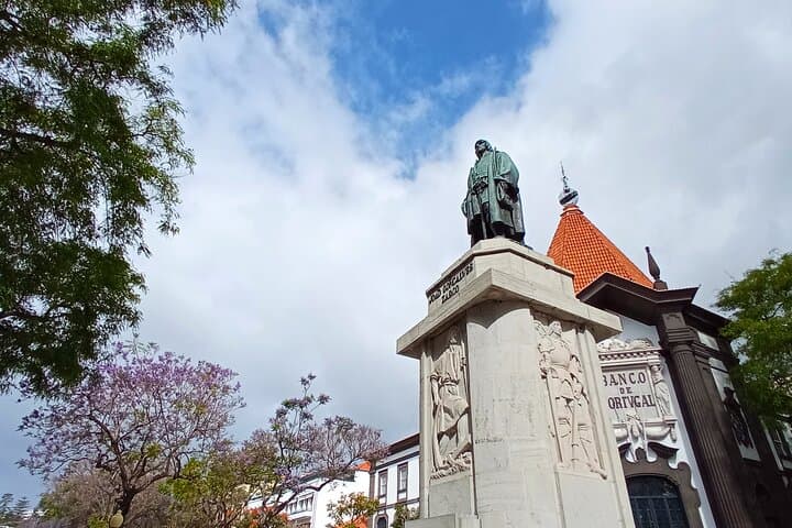 Funchal City & Madeira Wine Walking Tour — 2-Hour Market Stroll & Tasting photo 3