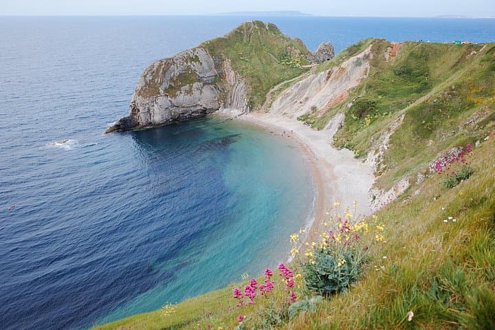 Dorset Hidden Gems Geo-Scavenger Hunt: 7-Day Tour App & Big Britain Quiz