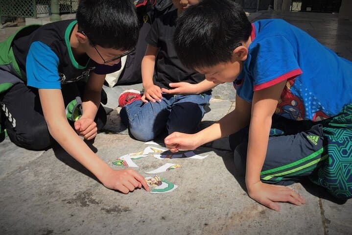 Athens Family Treasure Hunt: Private Interactive City Adventure