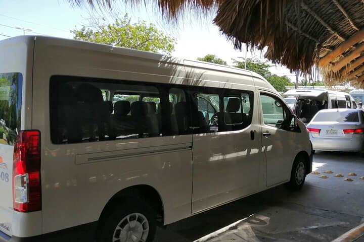 Punta Cana Airport to Hotels: Private Transfer (up to 25 km) photo 3