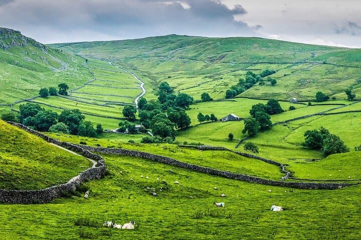Yorkshire Dales Self-Guided Treasure Hunt App — 7-Day Hidden Gems Tour photo 6