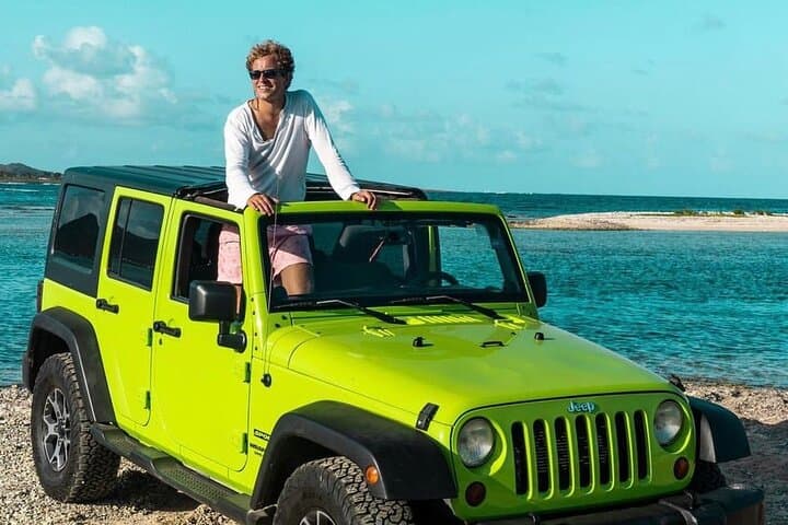 Sint Maarten Jeep Island Highlights Tour with Beach Time — Philipsburg 4x4 Excursion
